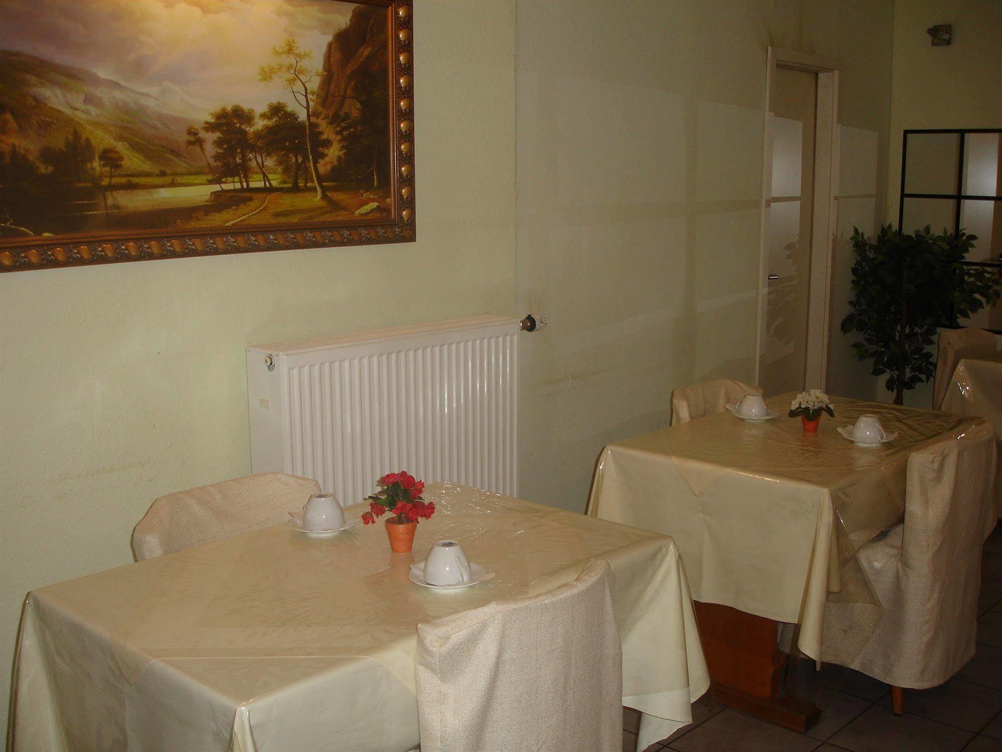 Angel Hotel Frankfurt am Main Dış mekan fotoğraf